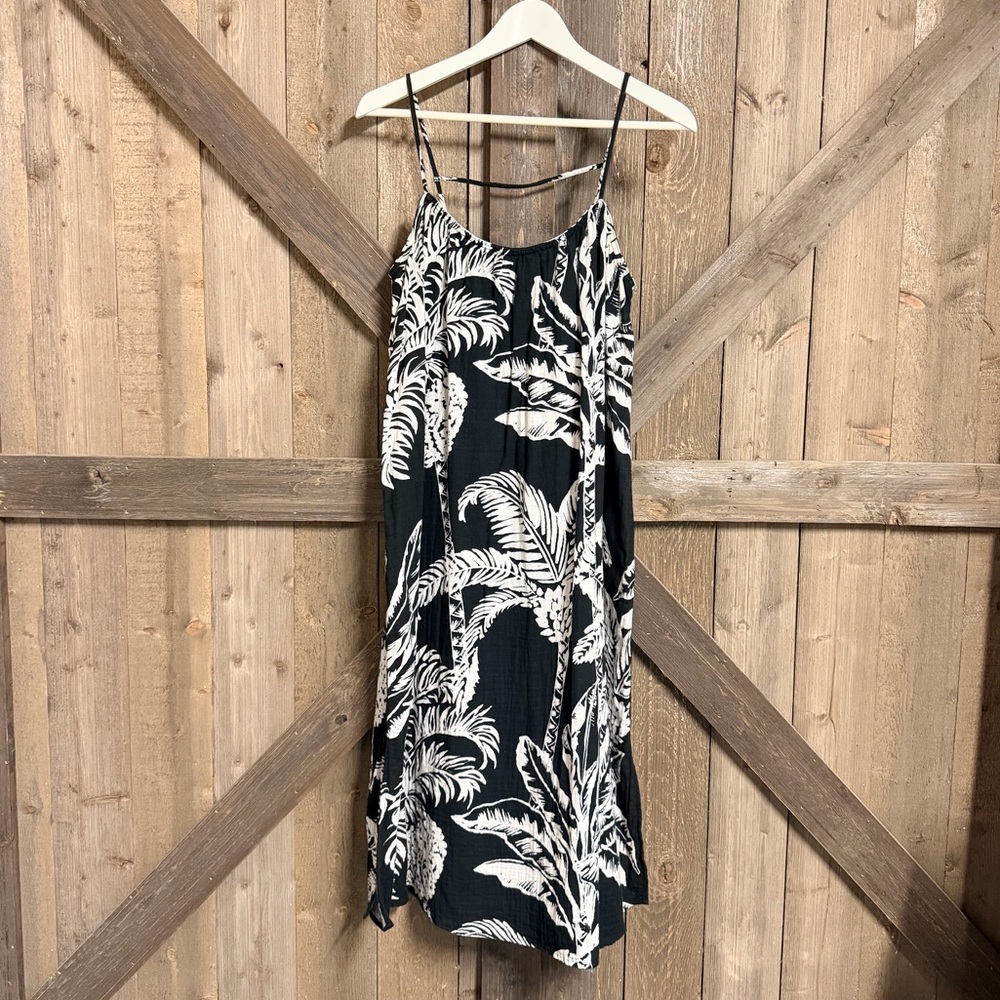 H&M Tropical Patterned Strappy Dress EUC
